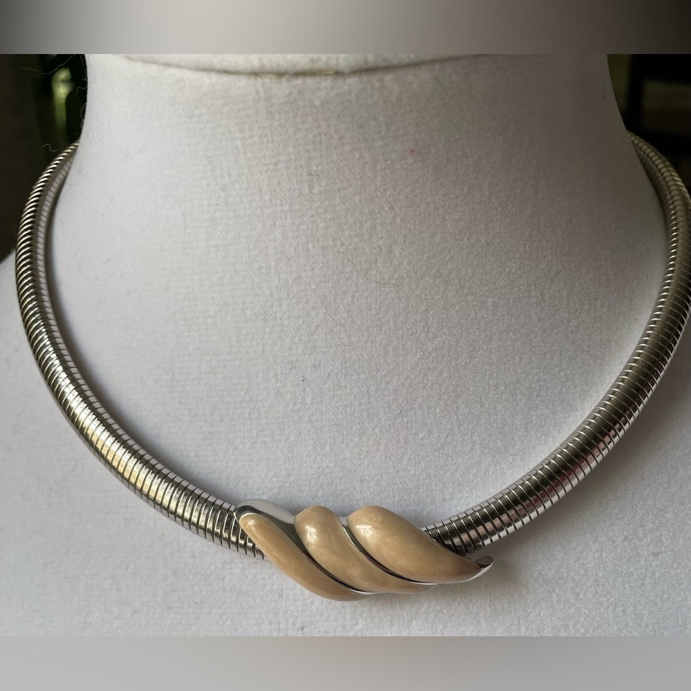 Vintage Monet Silver-Tone Collar Necklace with Cream Sculpted Waves